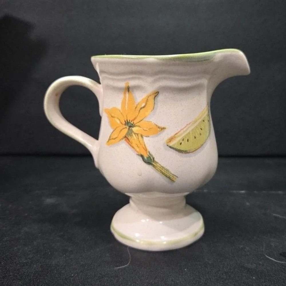 Mikasa Nature's Parade Creamer #F9006‎ , Vintage Floral Design, Footed Tableware